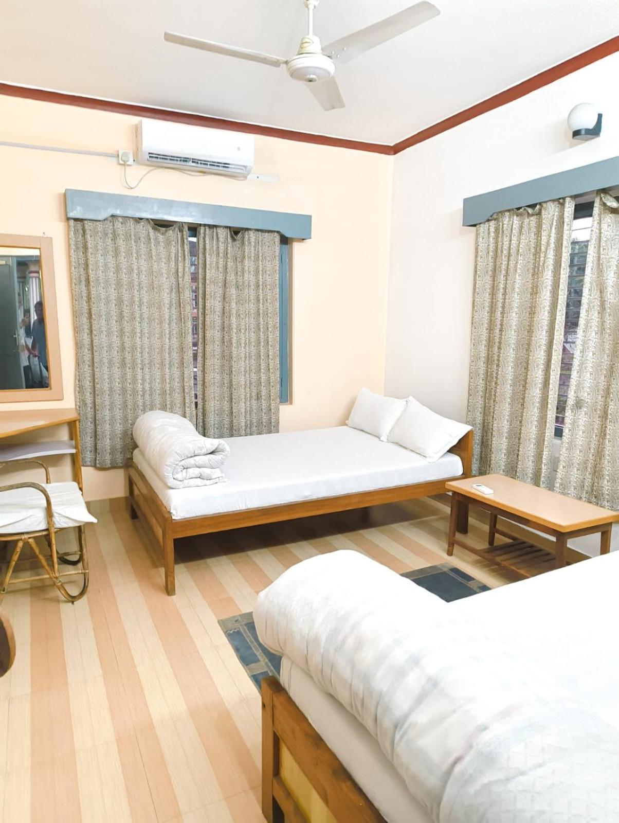 Hotel Mountain View - Lakeside Pokhara Exterior foto
